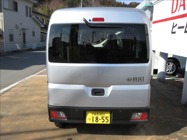 Daihatsu Hijet Cargo 5