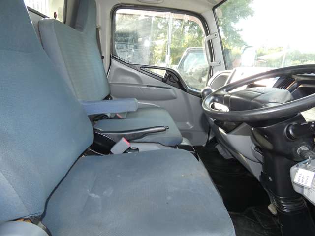 Mitsubishi Fuso Canter 13