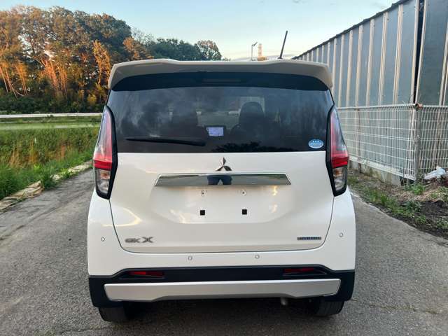Mitsubishi eK X 10