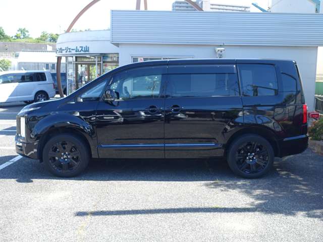 Mitsubishi Delica D:5 9