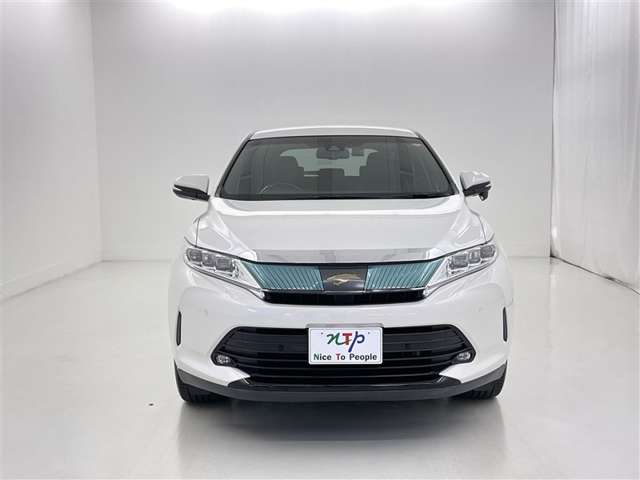 Toyota Harrier 4