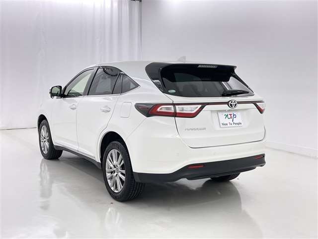 Toyota Harrier 6