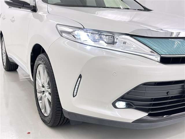 Toyota Harrier 8