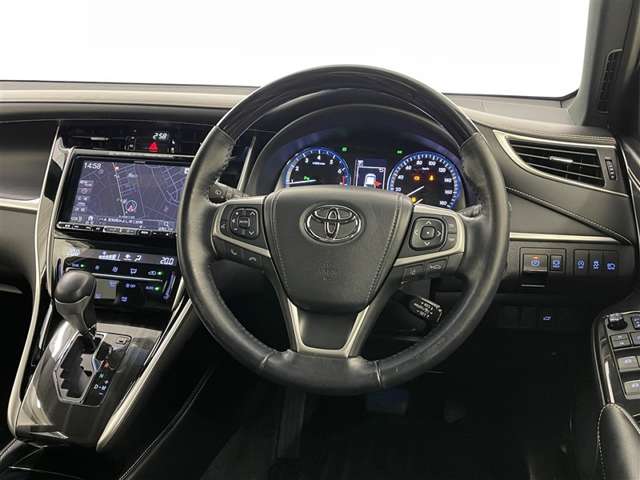 Toyota Harrier 9