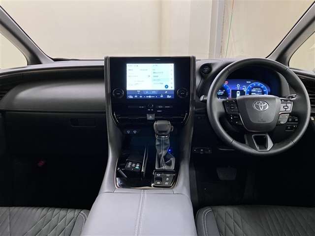 Toyota Alphard 9
