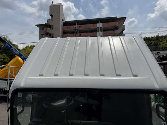 Isuzu Elf 10