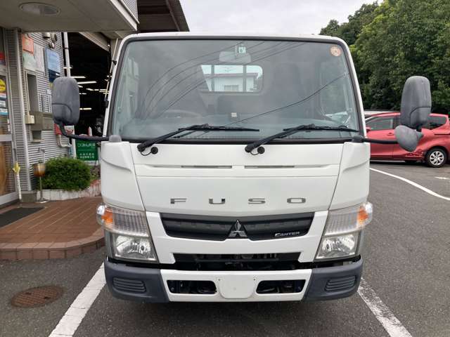 Mitsubishi Fuso Canter 9