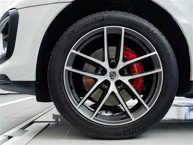 Porsche Macan 7