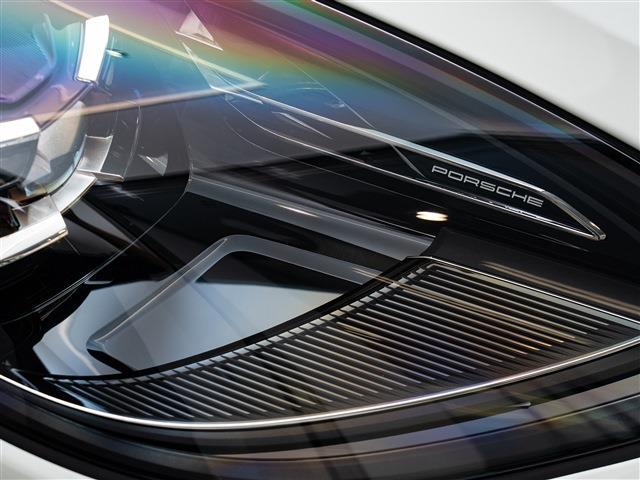 Porsche Macan 10