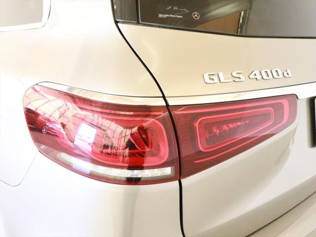 Mercedes-Benz GLS 10