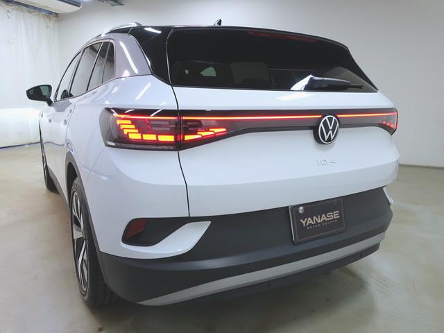 Volkswagen ID.4 6