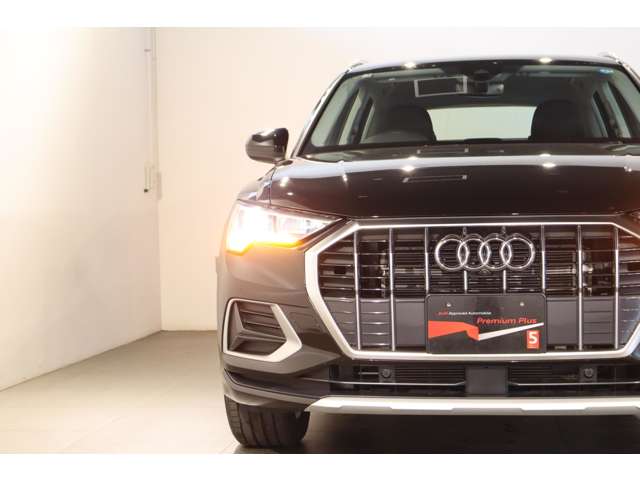 Audi Q3 8