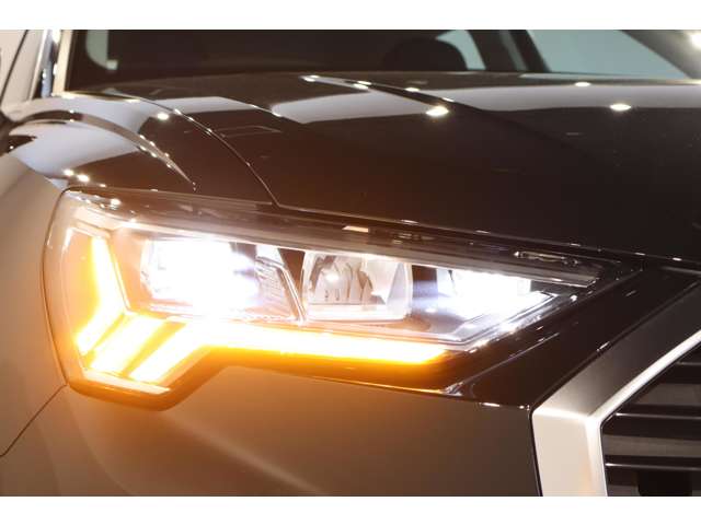 Audi Q3 9