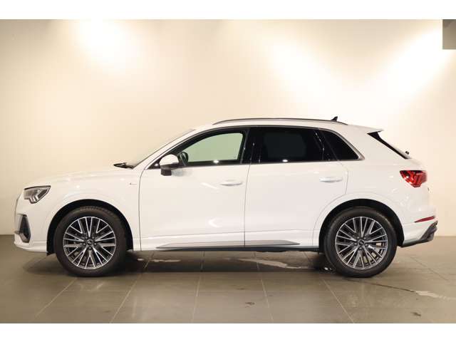 Audi Q3 6