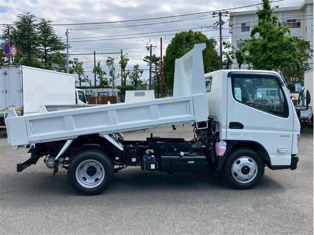 Mitsubishi Fuso Canter 4