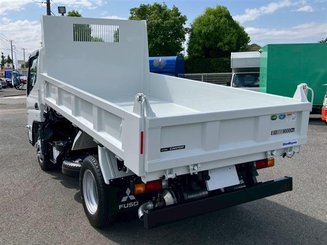 Mitsubishi Fuso Canter 7
