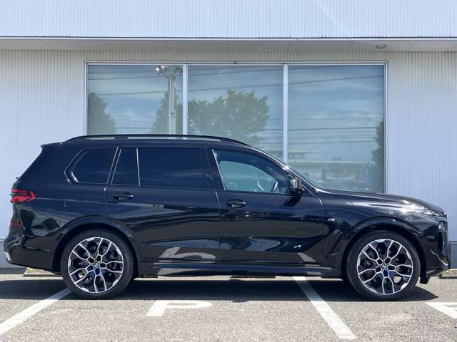 BMW X7 6