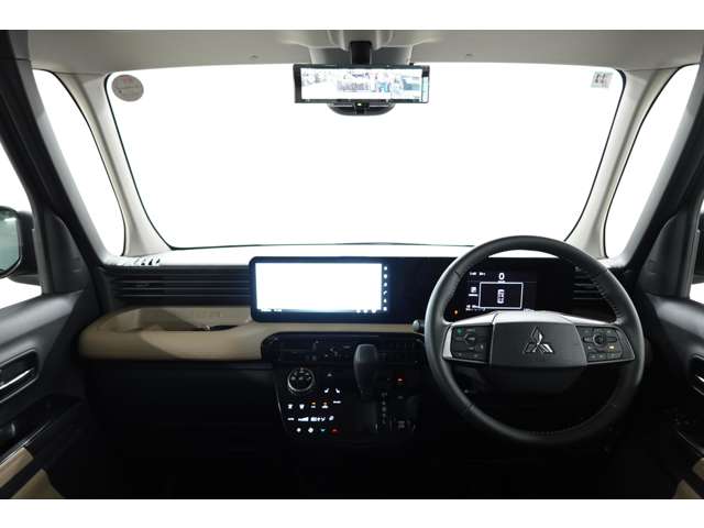 Mitsubishi Delica Mini 10