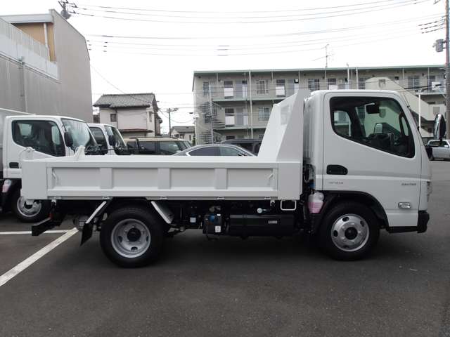 Mitsubishi Fuso Canter 8