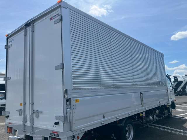 Mitsubishi Fuso Fighter 10