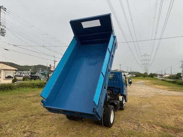 Isuzu Elf 11