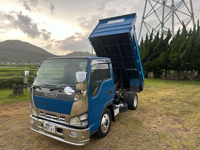 Isuzu Elf 9