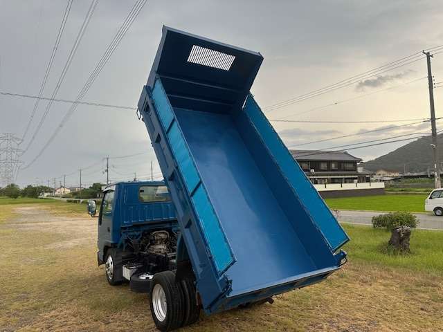 Isuzu Elf 10