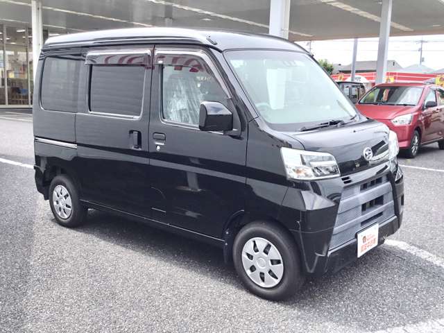 Daihatsu Hijet Cargo 11