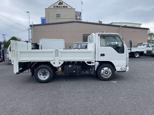Isuzu Elf 11