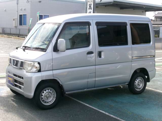 Nissan NV100 Clipper 6