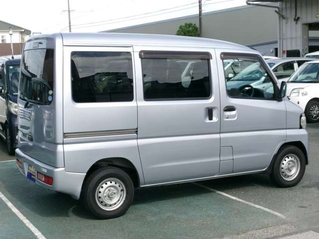 Nissan NV100 Clipper 9
