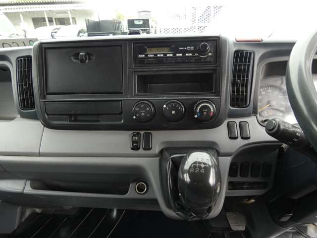Mitsubishi Fuso Canter 13