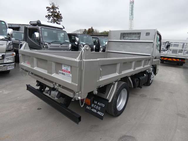 Mitsubishi Fuso Canter 5