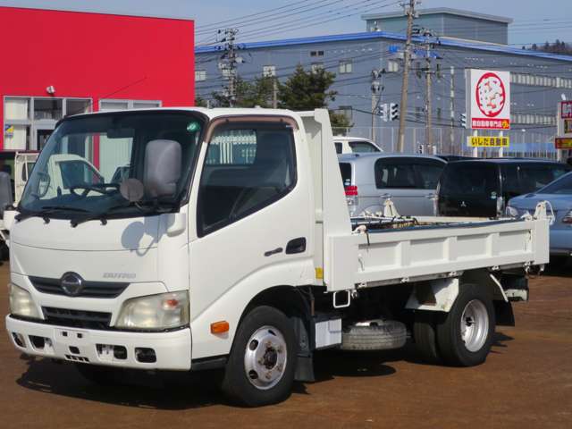Hino Dutro 7