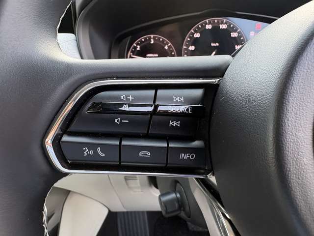 Mazda CX-80 5