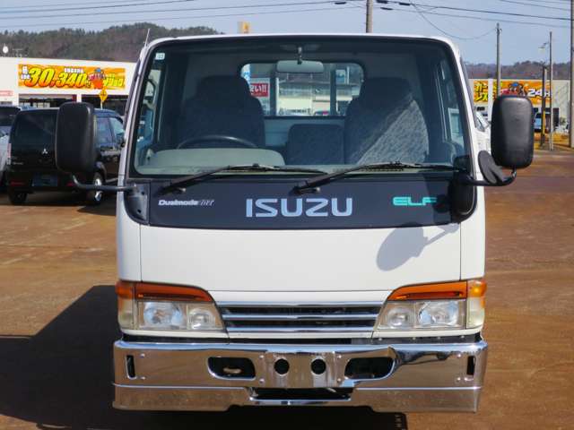 Isuzu Elf 2