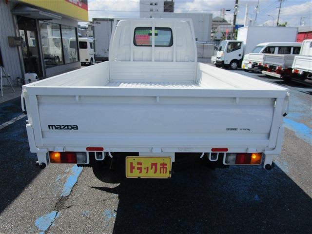 Mazda Bongo Truck 4