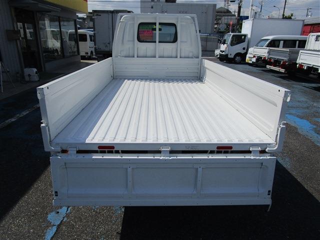 Mazda Bongo Truck 5