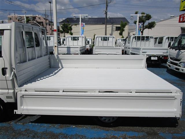 Mazda Bongo Truck 8