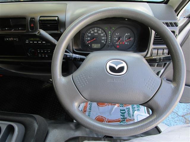 Mazda Bongo Truck 9