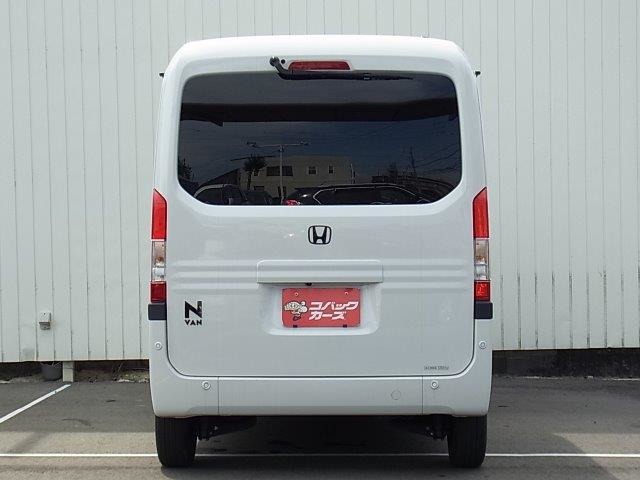 Honda N-VAN 10