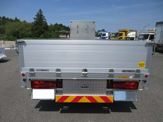 Mitsubishi Fuso Super Great 6