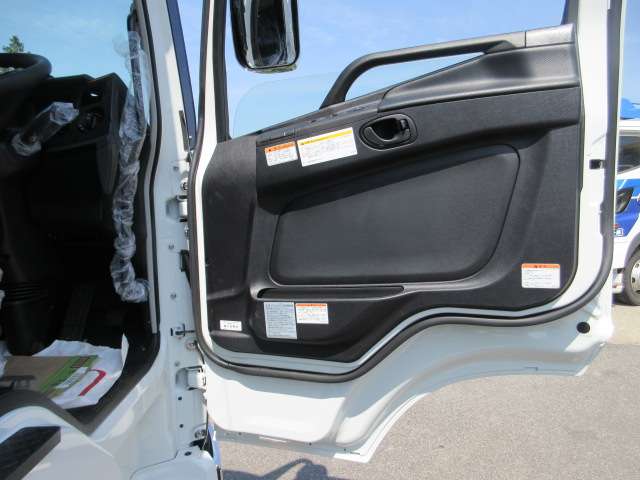 Mitsubishi Fuso Super Great 10