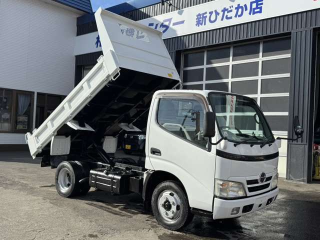 Hino Dutro 11