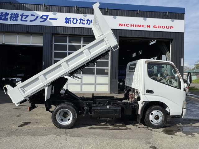 Hino Dutro 10