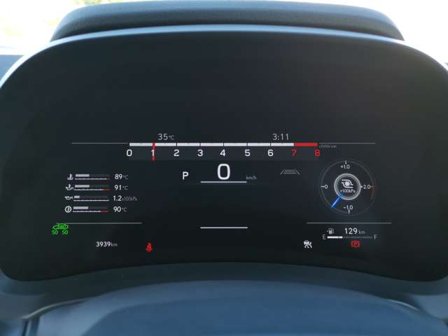 Lexus LBX 8