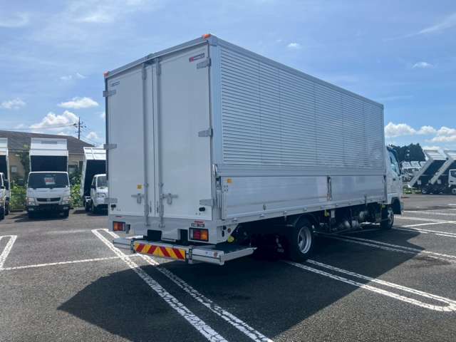 Mitsubishi Fuso Fighter 5