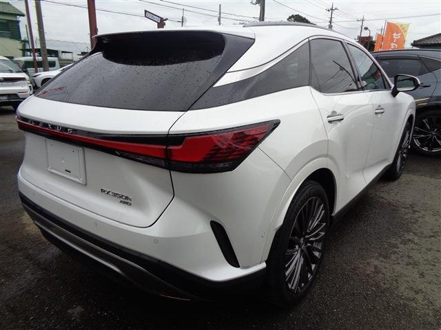 Lexus RX 8