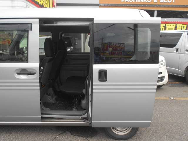 Honda N-VAN 10