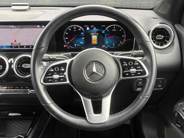 Mercedes-Benz GLB 6